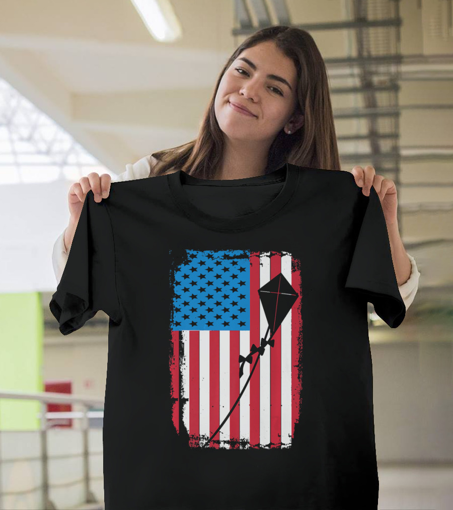 American Flag Stars And Stripes With Kite Flying Hobby T-Shirt