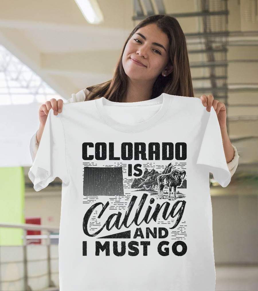 Colorado Is Calling And I Must Go Vintage Mountain Adventure T-Shirt