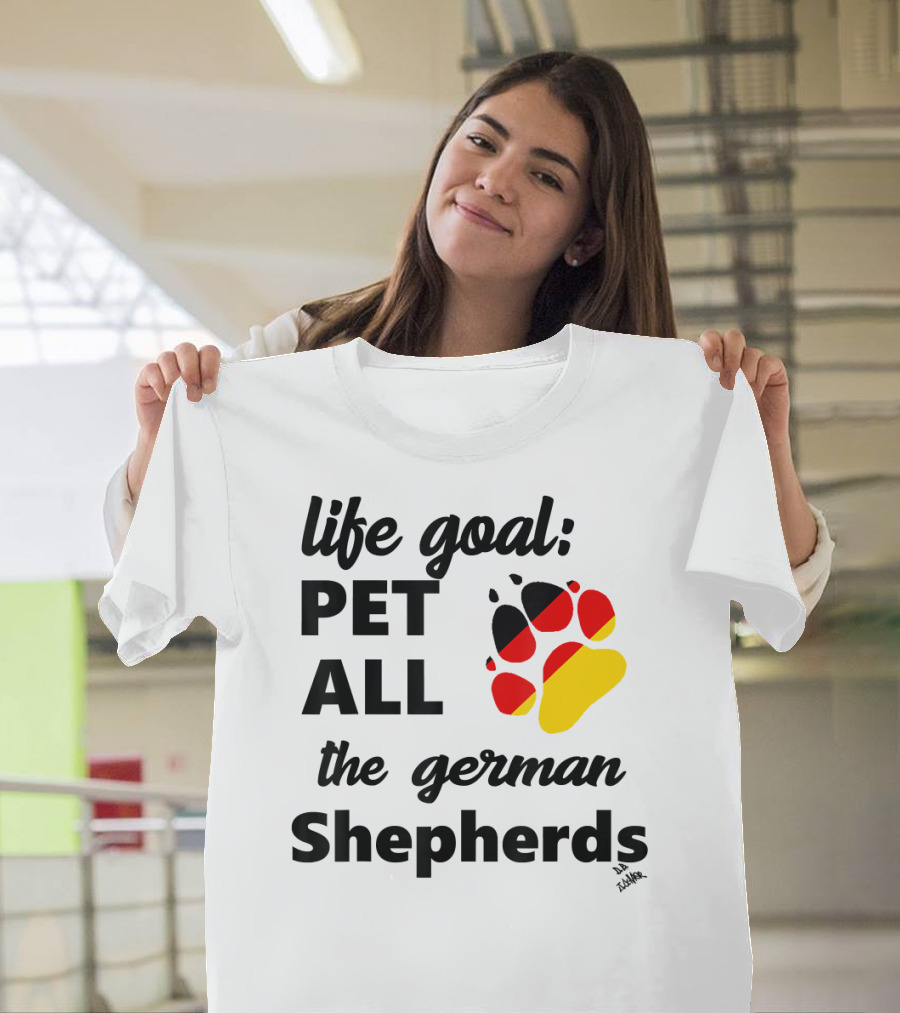 Life Goal Pet All the German Shepherds German Flag Pawprint T-Shirt