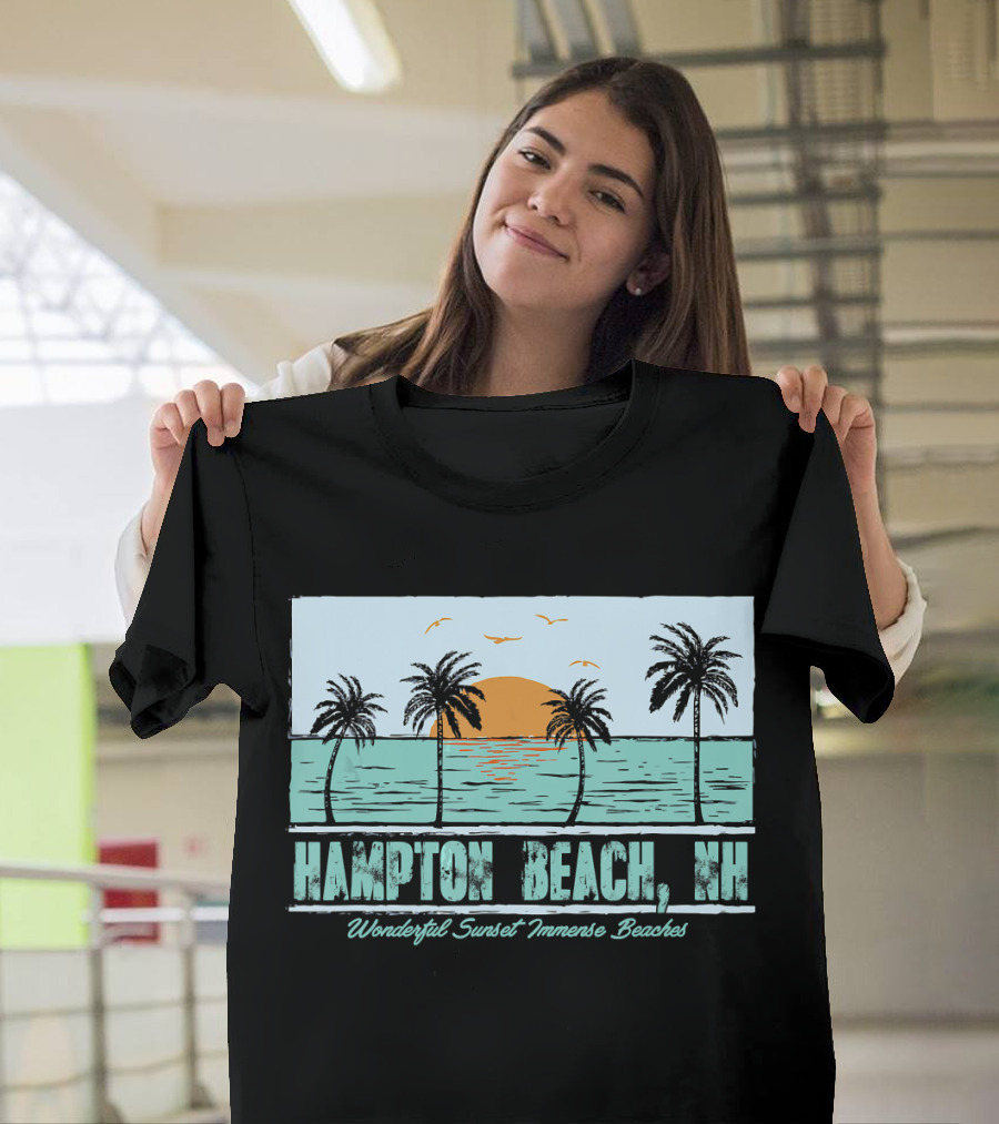 Hampton Beach NH Wonderful Sunset Immense Beaches Vacation Holiday T-Shirt