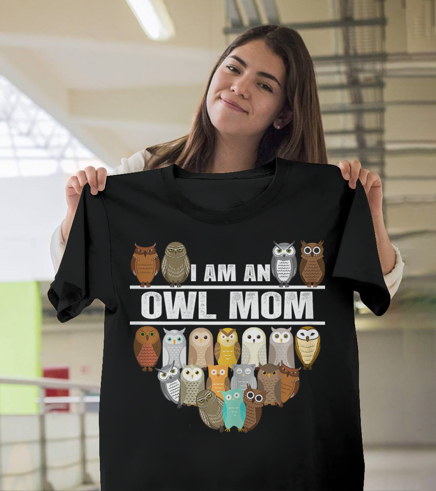 I Am an Owl Mom of Diverse Owls T-Shirt