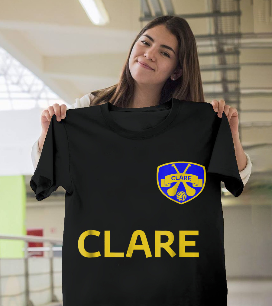 Clare GAA Football and Hurling Crest Emblem T-Shirt