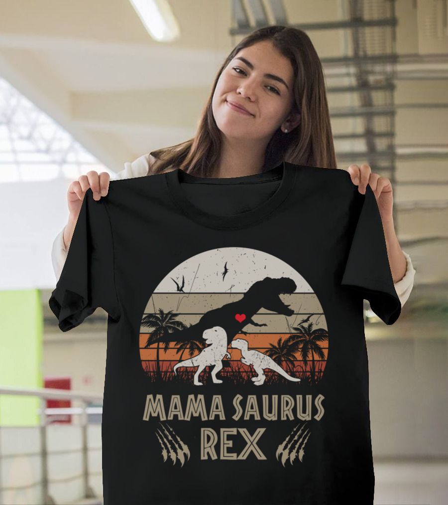Mamasaurus Rex Cool Mom Dinosaur Scene with Heart and Claw Marks T-Shirt