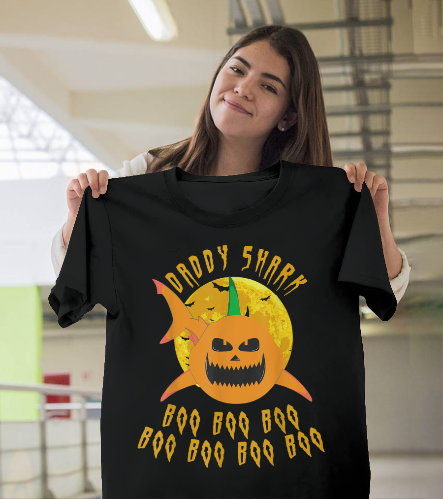 Daddy Shark Halloween Boo Boo Pumpkin Moon T-Shirt