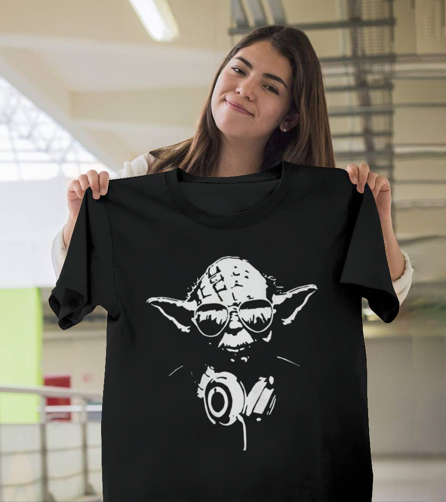 YODA STAR WARS JEDI MASTER DJ HEADPHONES SUNGLASSES T-Shirt