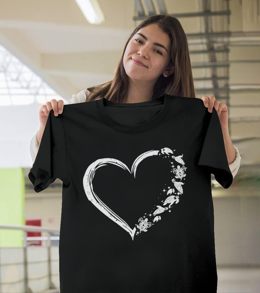 Turtle Heart Sketch Heart Shape with Sea Turtles and Stars T-Shirt