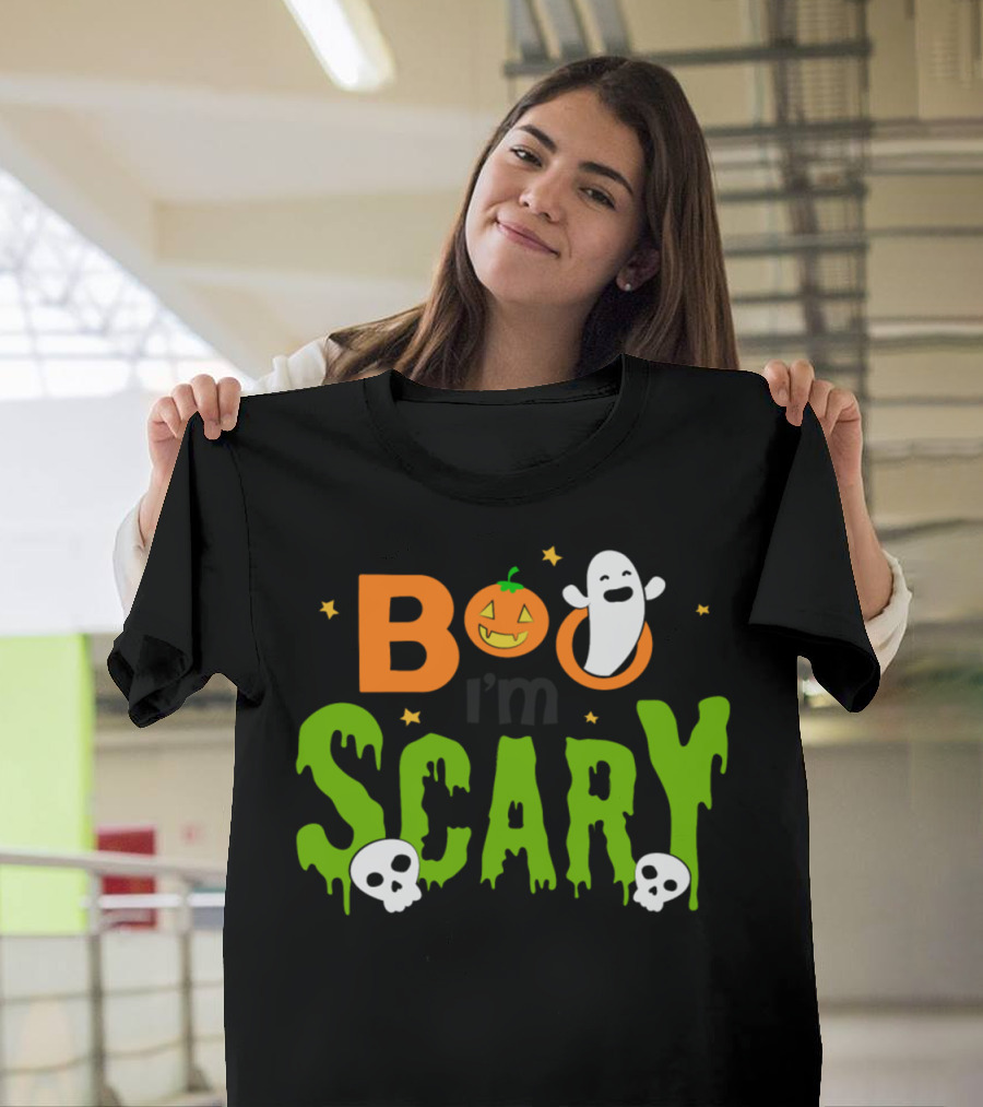 Boo I'm Scary Pumpkin Ghost with Skulls and Bats for Halloween T-Shirt