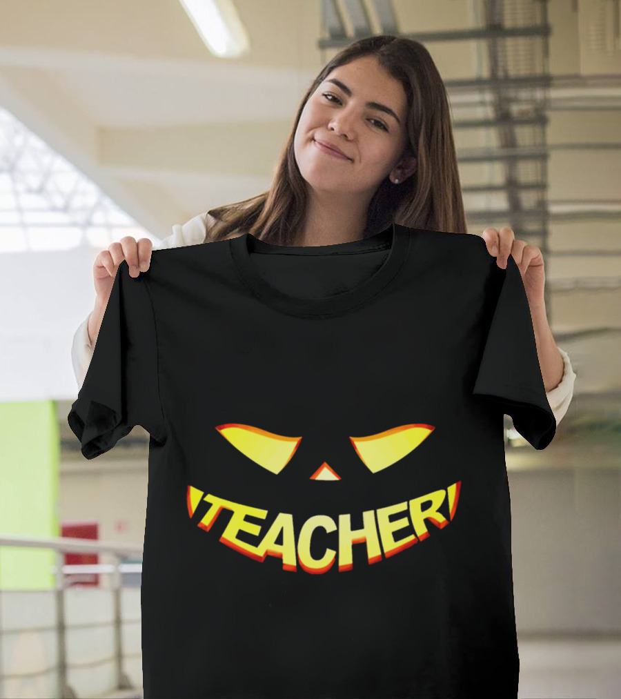 Teacher Pumpkin Carved Smile Back to School First Day T-Shirt