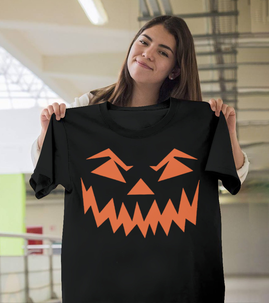 Jack O Lantern Pumpkin Face Turnip Smile Halloween T-Shirt