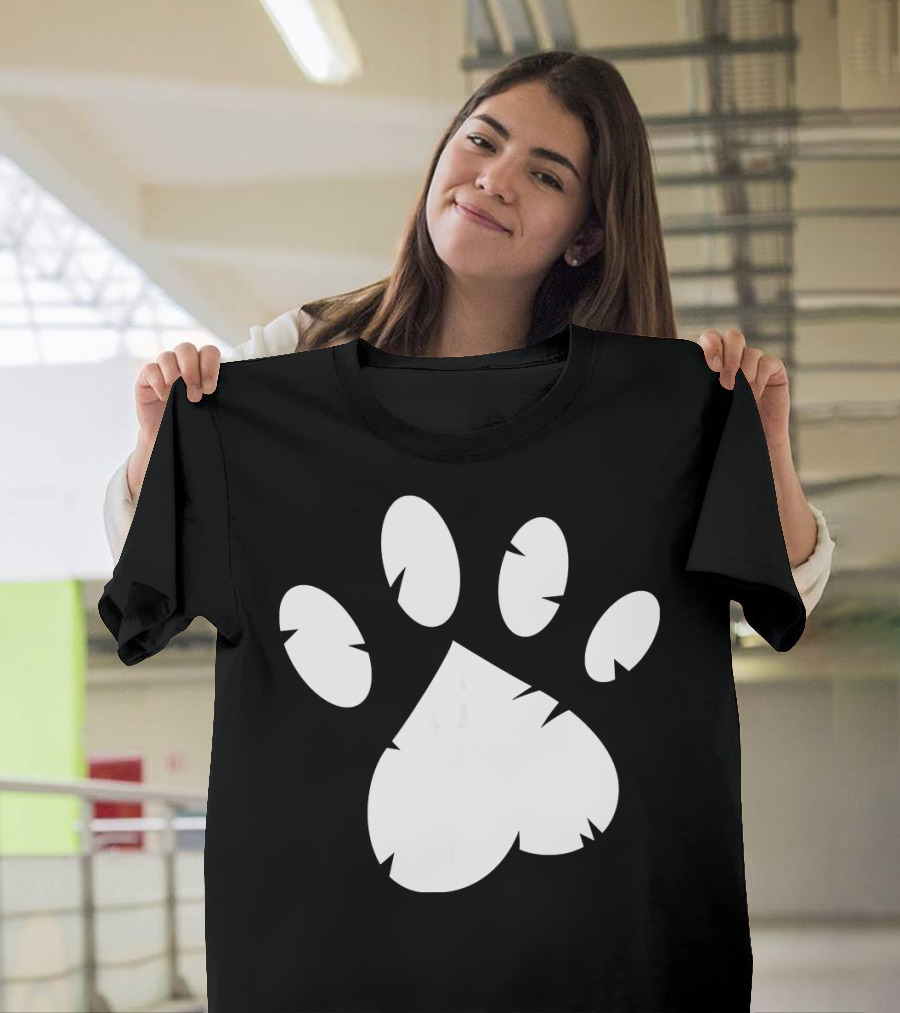 Animal Rescue Paw Print in Silver T-Shirt