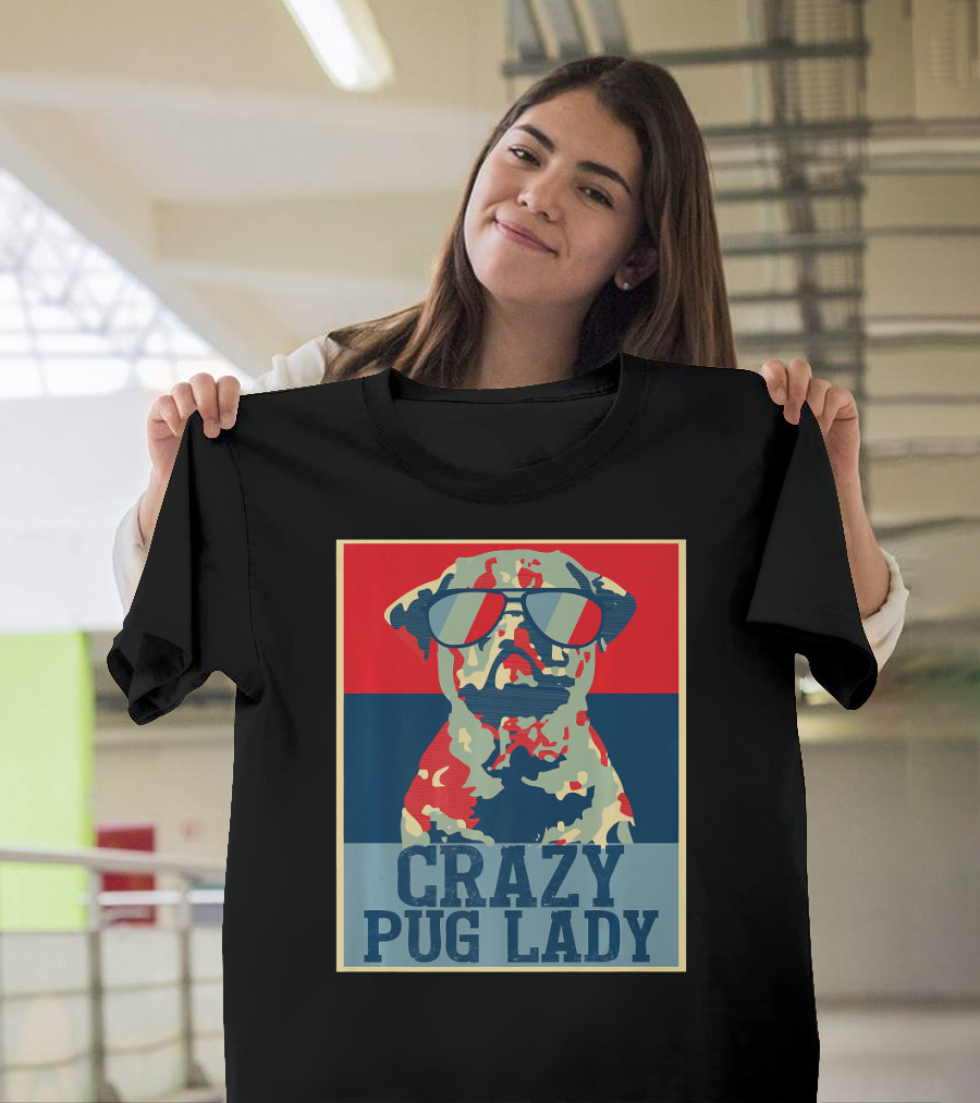 CRAZY PUG LADY Pug Owners Vintage Style Retro Pug T-Shirt