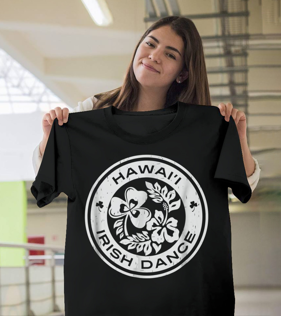Hawaii Irish Dance Distressed Clover and Hibiscus Circle T-Shirt