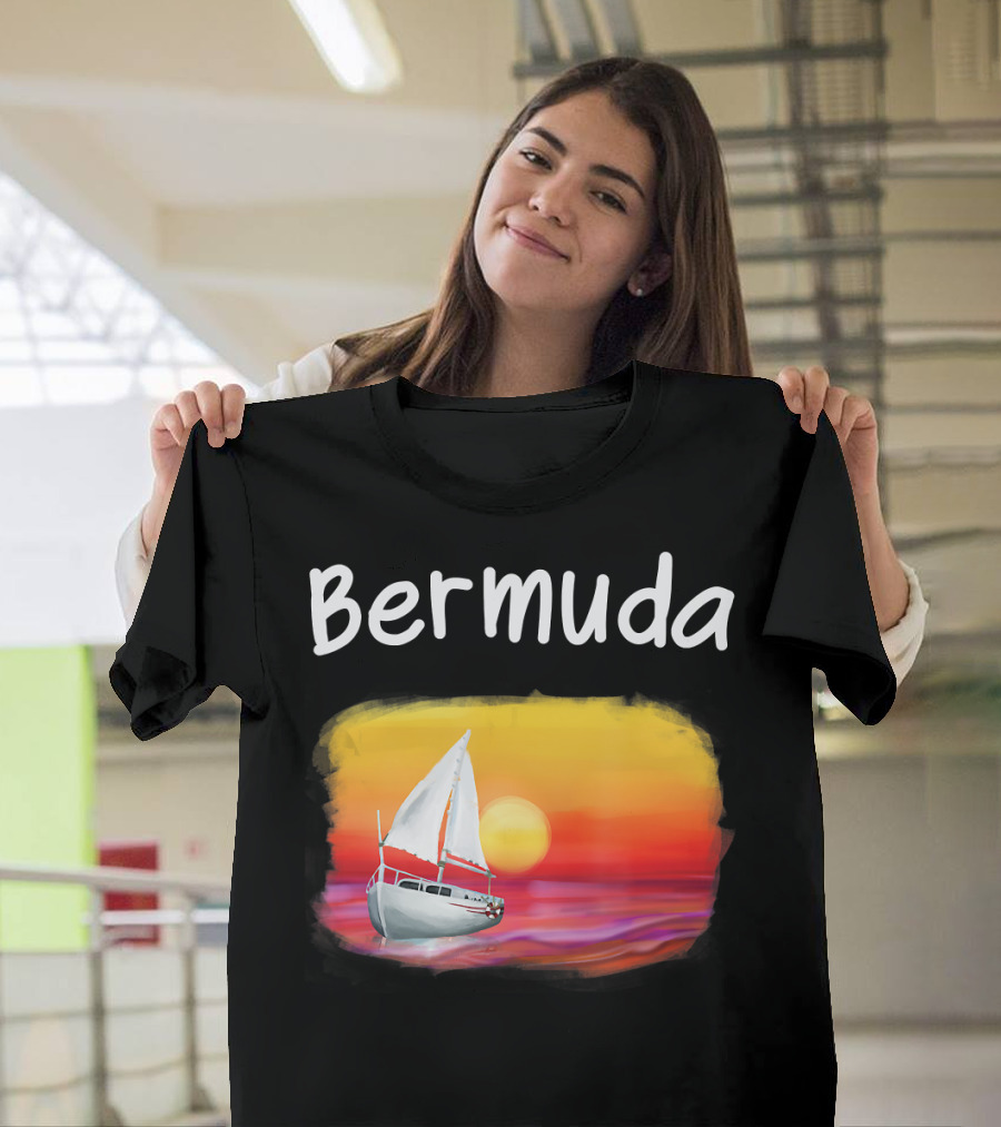 Bermuda Sailing Cool Sunset Ocean Souvenir T-Shirt
