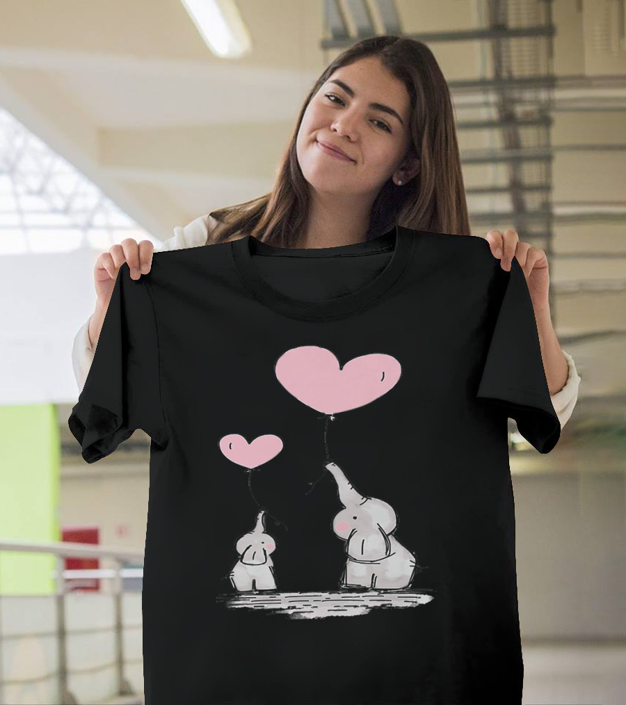 Cute Baby Elephant and Mom Holding Pink Heart Balloons T-Shirt
