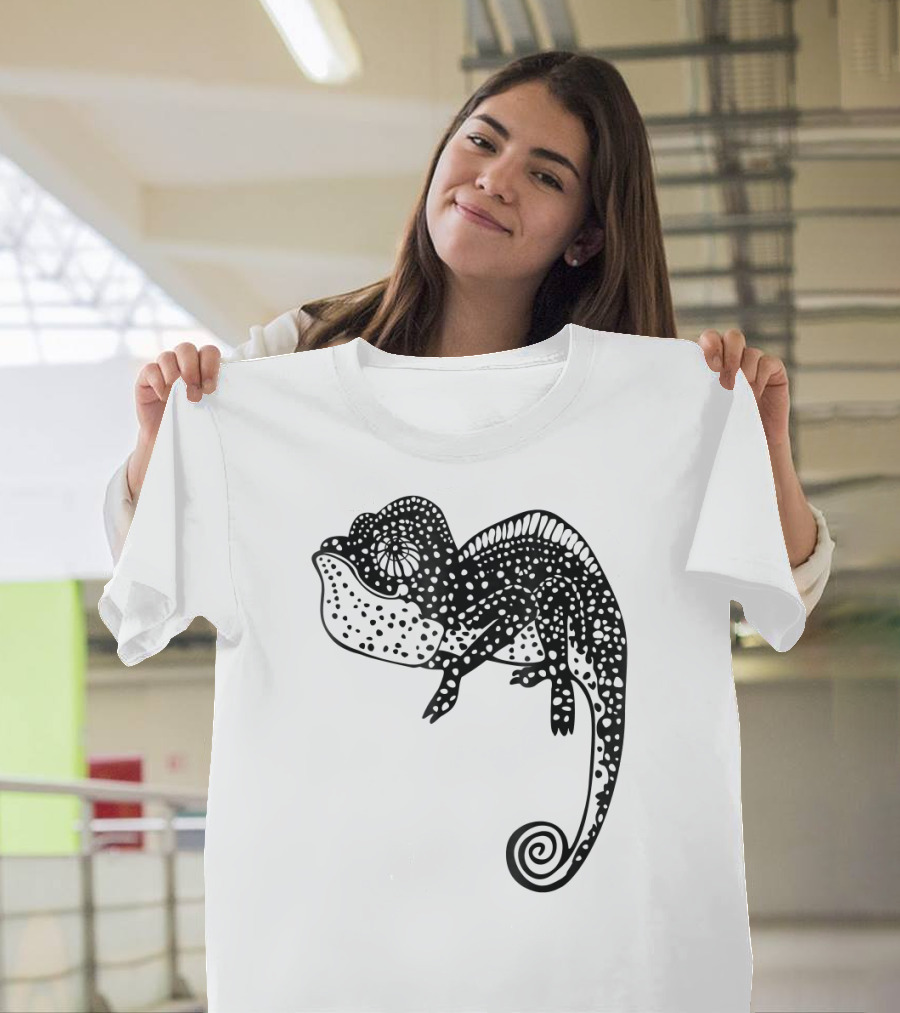 Chameleon Lizard Reptile Iguana Black T-Shirt