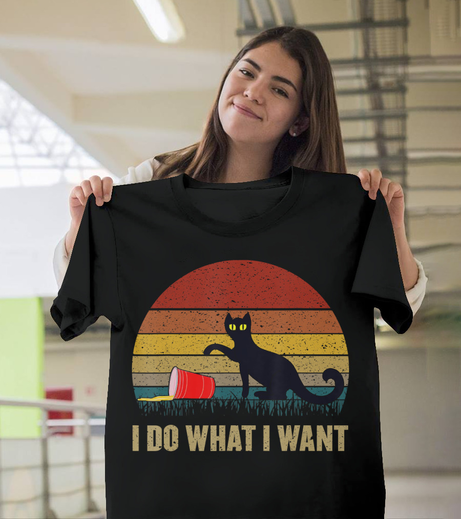 Vintage Cat I Do What I Want Retro Black Cat with Red Cup T-Shirt