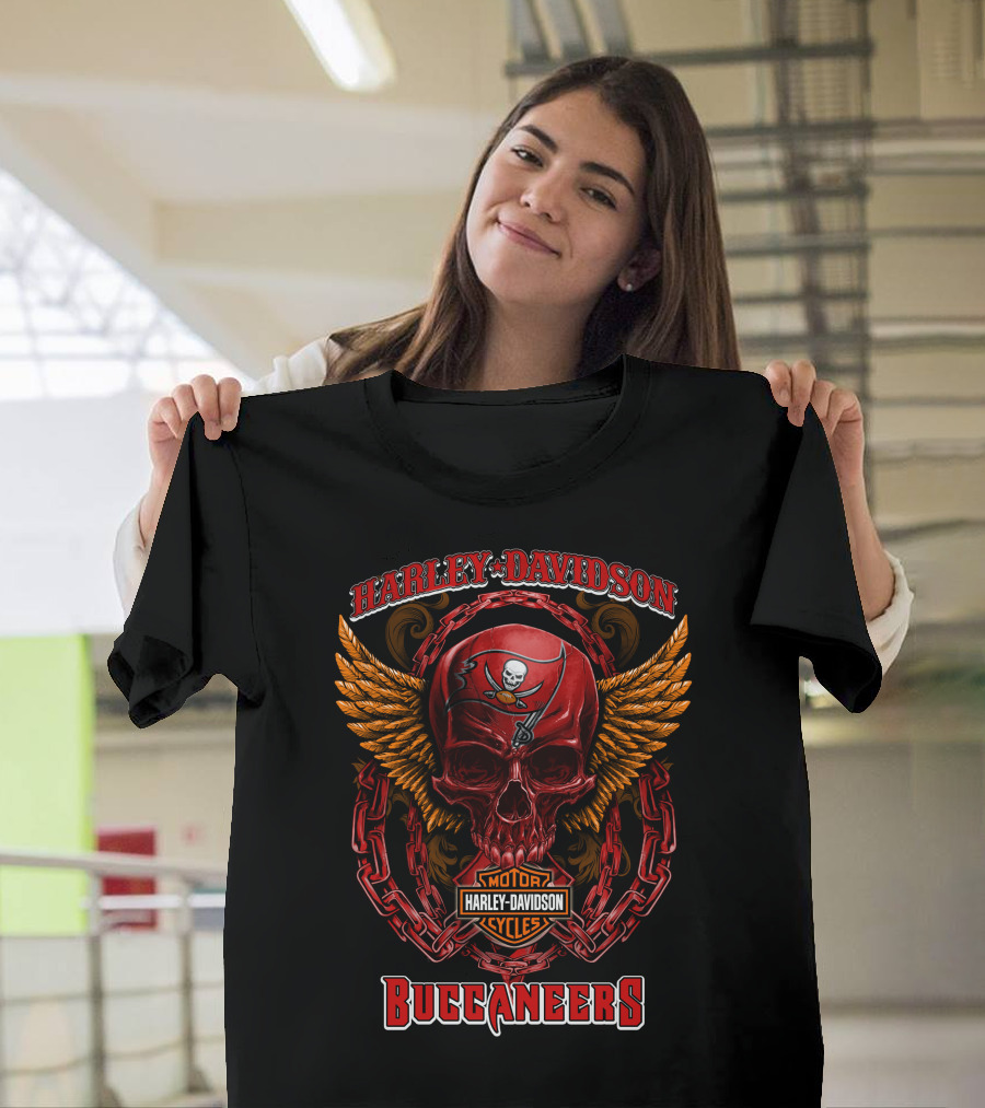 Harley Davidson Motorcycles Buccaneers Skull Logo Wings Chains T-Shirt