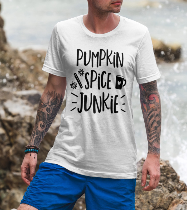 Pumpkin Spice Junkie Cinnamon Stick Mug With Heart T-Shirt