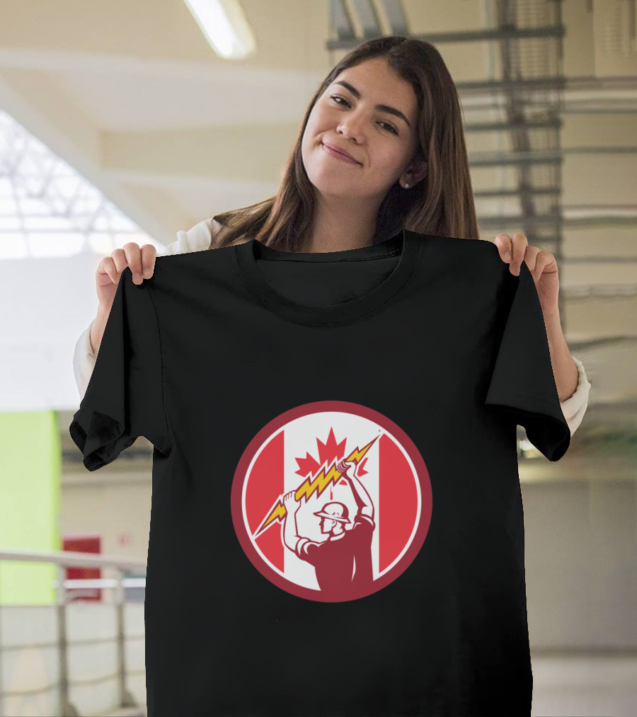 Canadian Electrician Holding Lightning Bolt with Maple Leaf and Canada Flag Motif T-Shirt