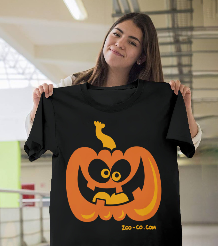 Zoo-Co.com Smiling Pumpkin Funny Cartoon Face T-Shirt