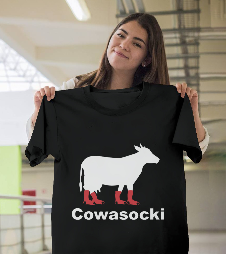 Cowasocki Funny Kawasaki Joke Cow with Red Socks Mens Top T-Shirt