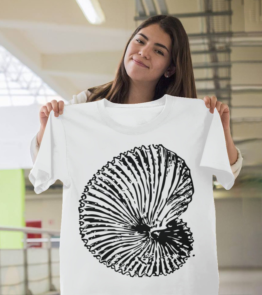 Argonaut Shell Black Nautilus T-Shirt