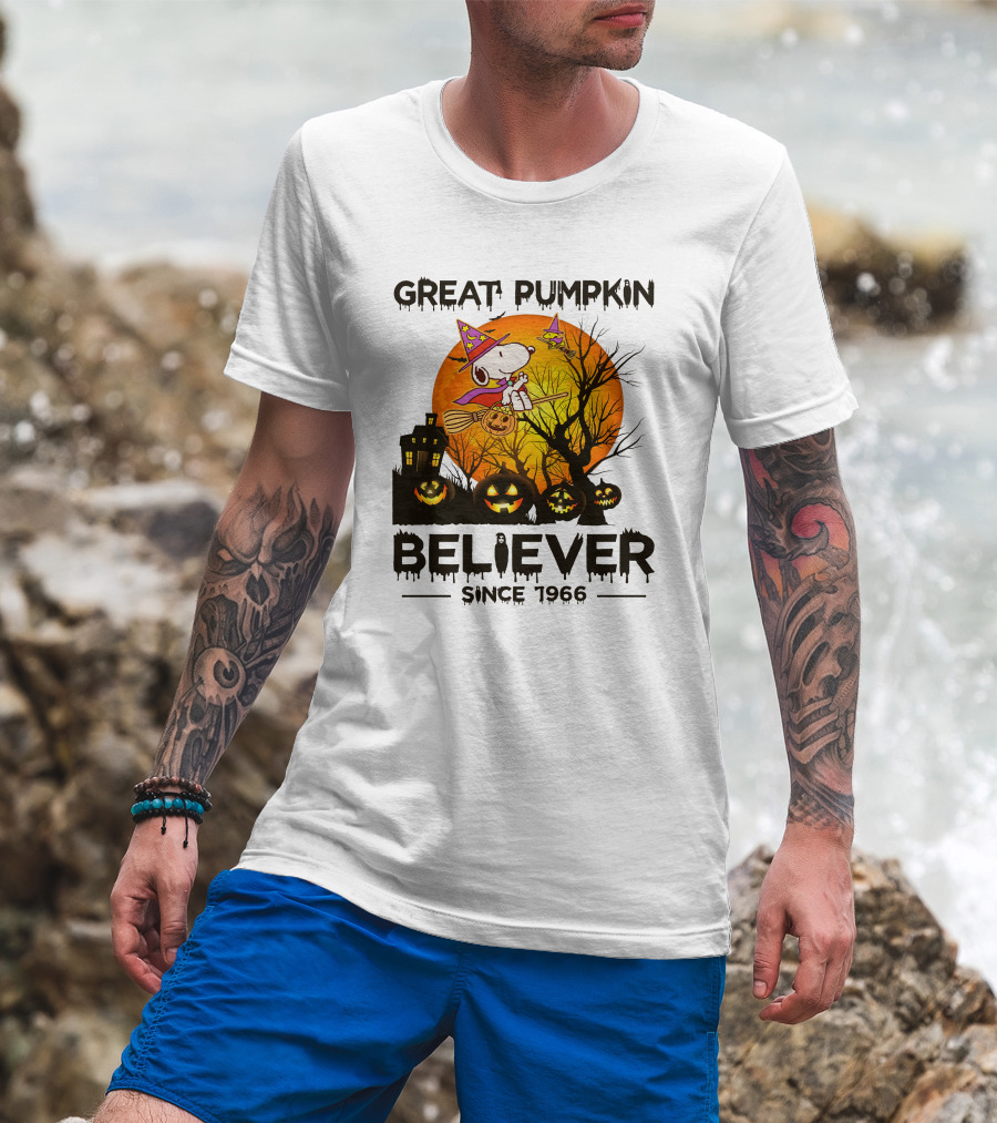 Great Pumpkin Believer Since 1966 Snoopy Halloween Scene T-Shirt