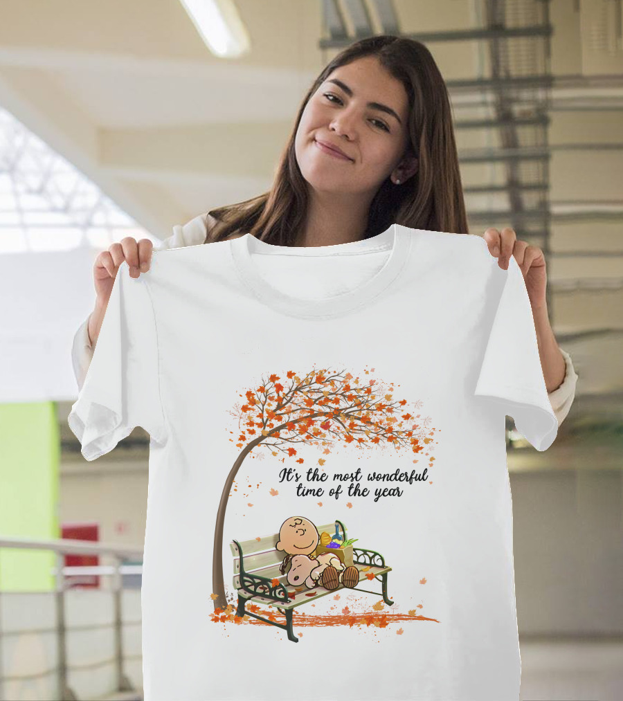 It's The Most Wonderful Time Of The Year Autumn Leaves Bench Scene T-Shirt