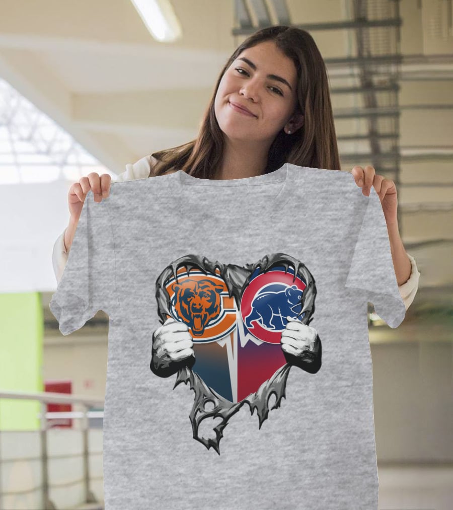 Xatt008 Chicago Bears And Cubs Heart T-Shirt