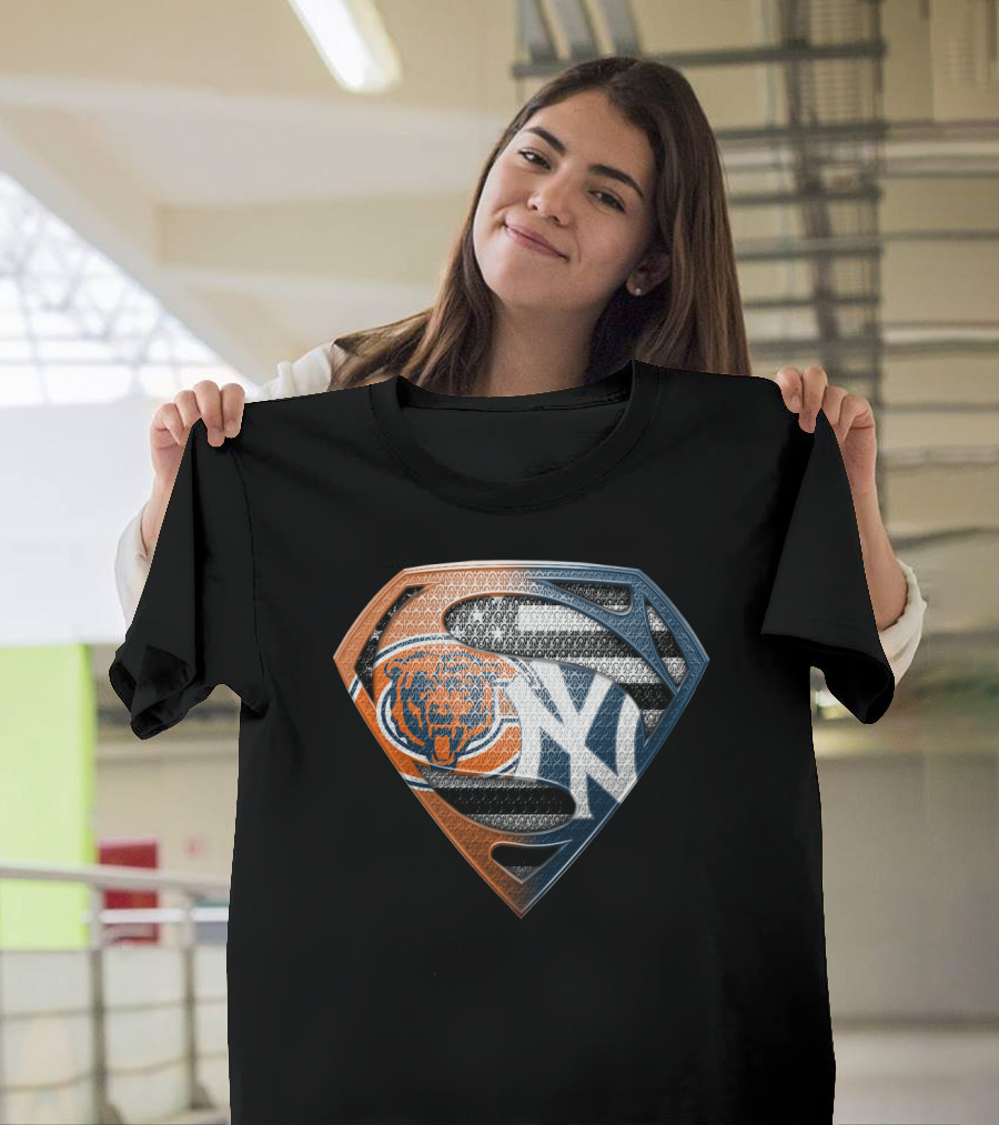 Chicago Bears And New York Yankees Superman Logo Mashup T-Shirt