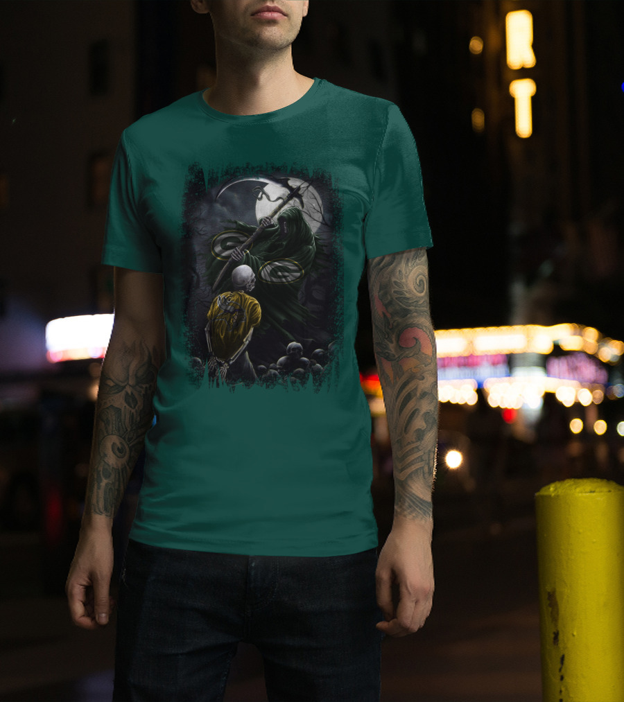Green Bay Packers Grim Reaper Scene With Skeleton Under Moonlight T-Shirt