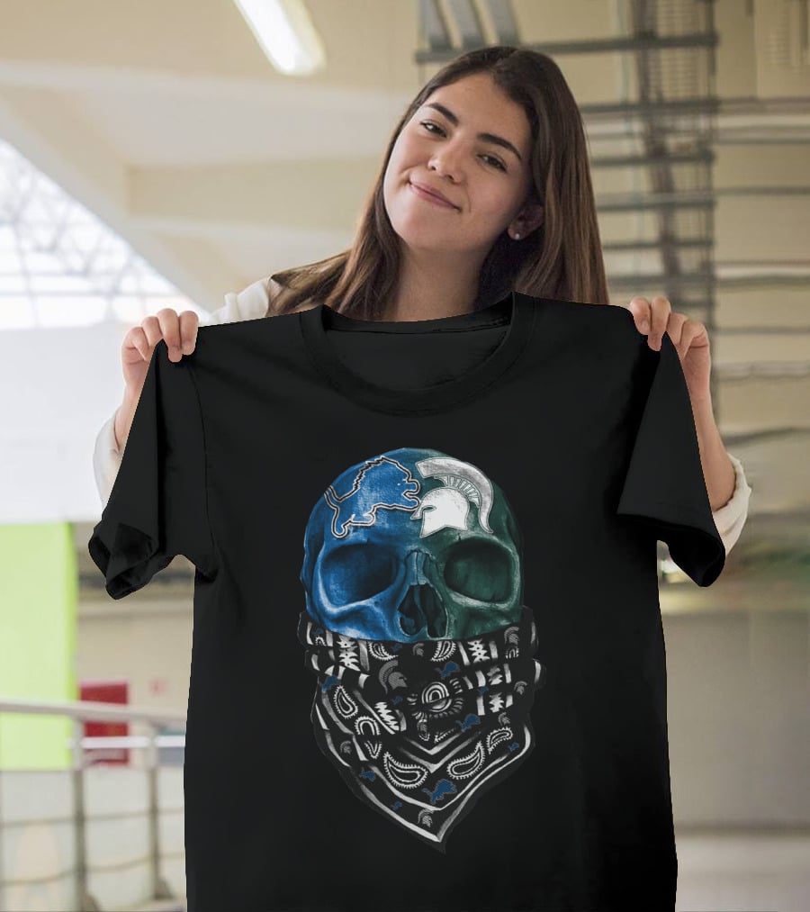 Detroit Lions Michigan State Spartans Skull Bandana T-Shirt