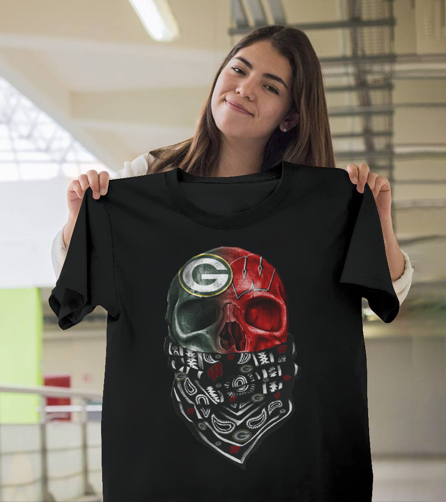 Green Bay Packers Wisconsin Badgers Skull Bandana T-Shirt