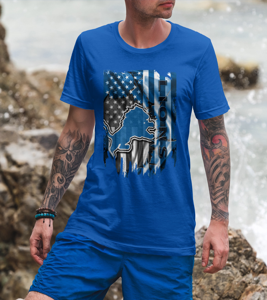 Detroit Lions American Flag Football Team T-Shirt