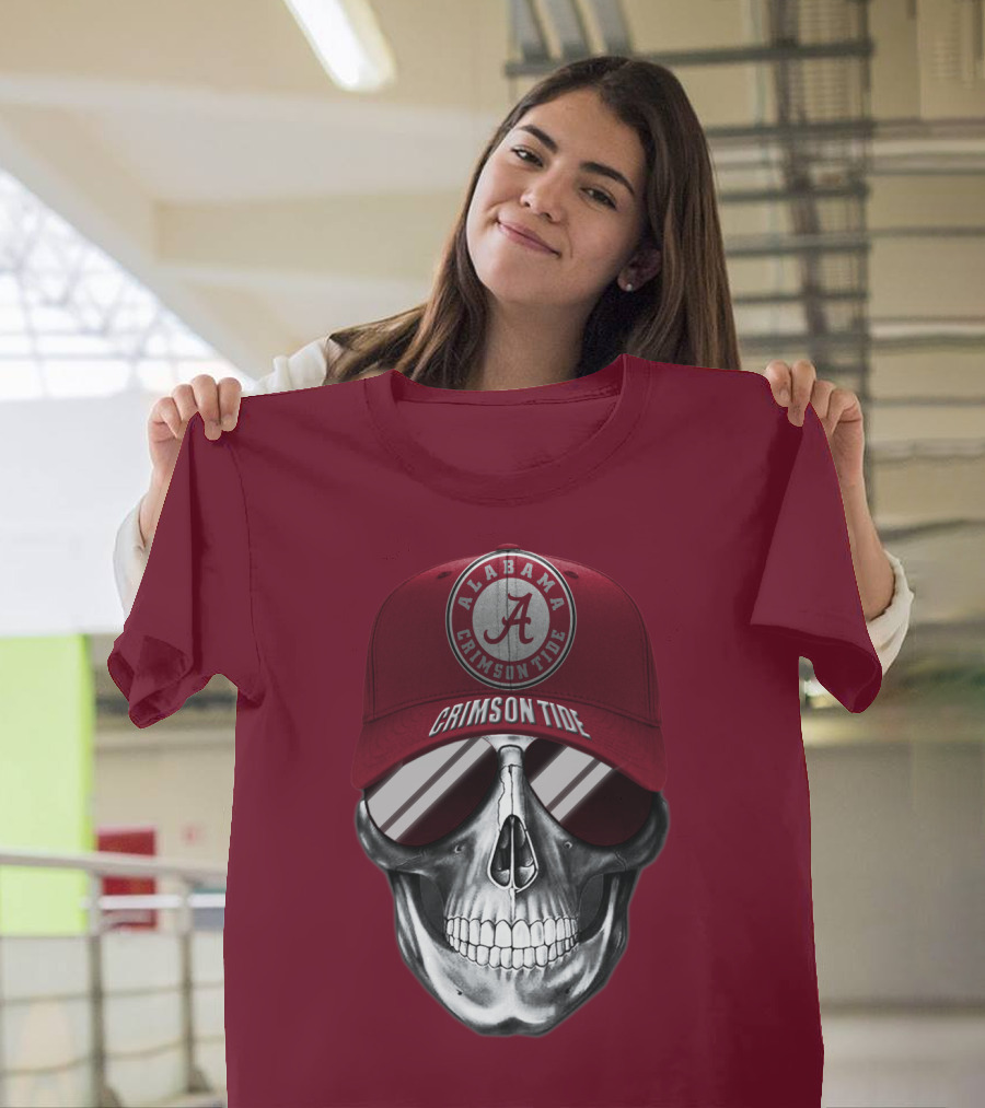 Alabama Crimson Tide Skull With Cap And Sunglasses T-Shirt