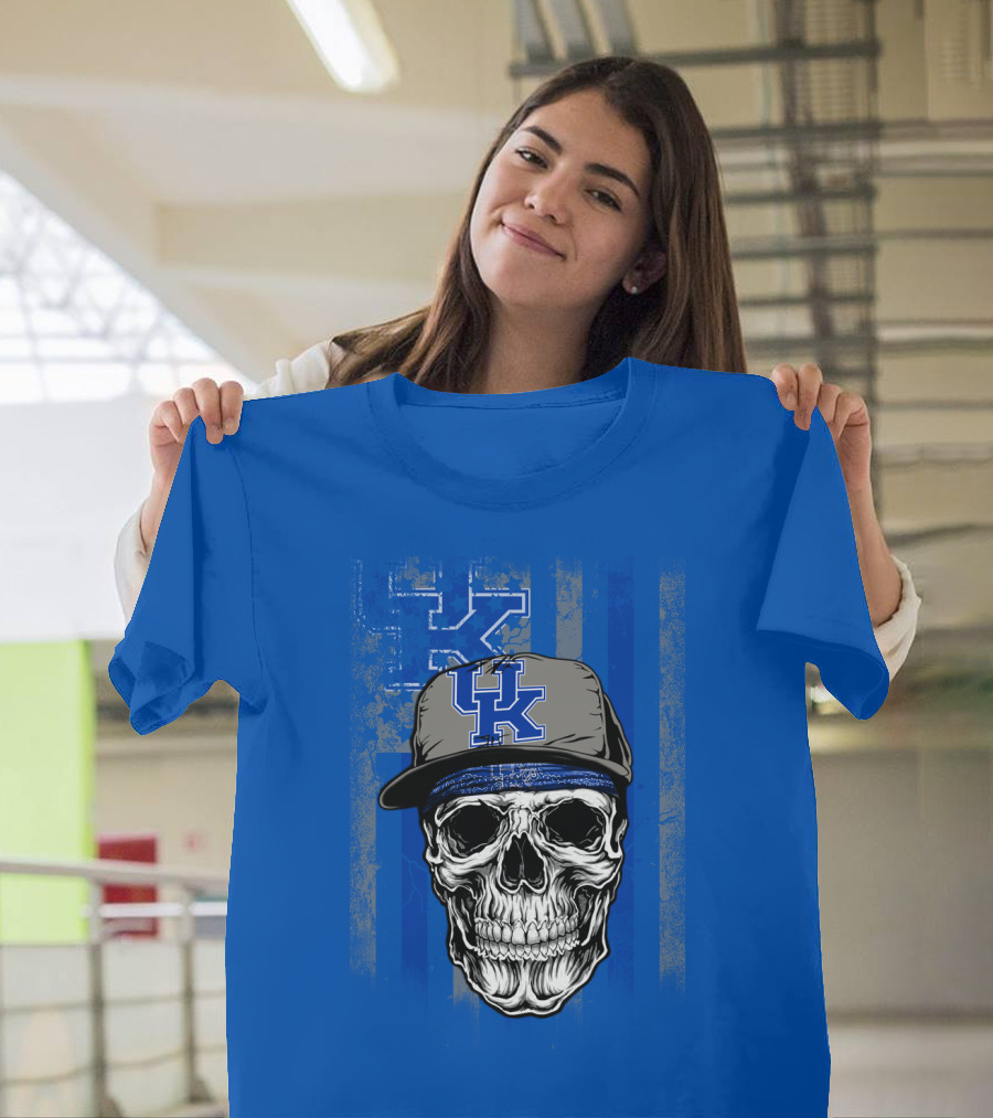Kentucky Wildcats Skull With Uk Logo Hat On Grunge Blue T-Shirt
