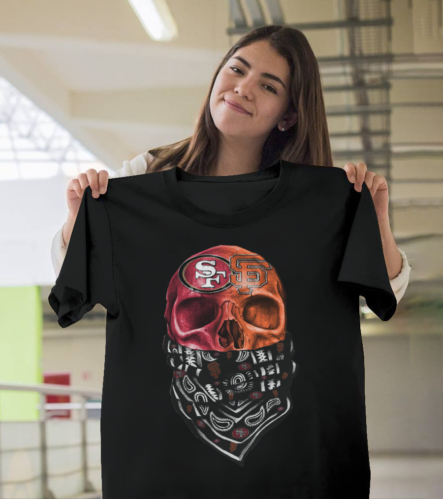 Sf Giants And 49ers Skull Bandana Art T-Shirt