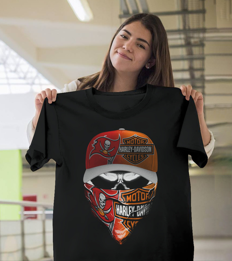 Tampa Bay Buccaneers Harley Davidson Skulls Combination T-Shirt