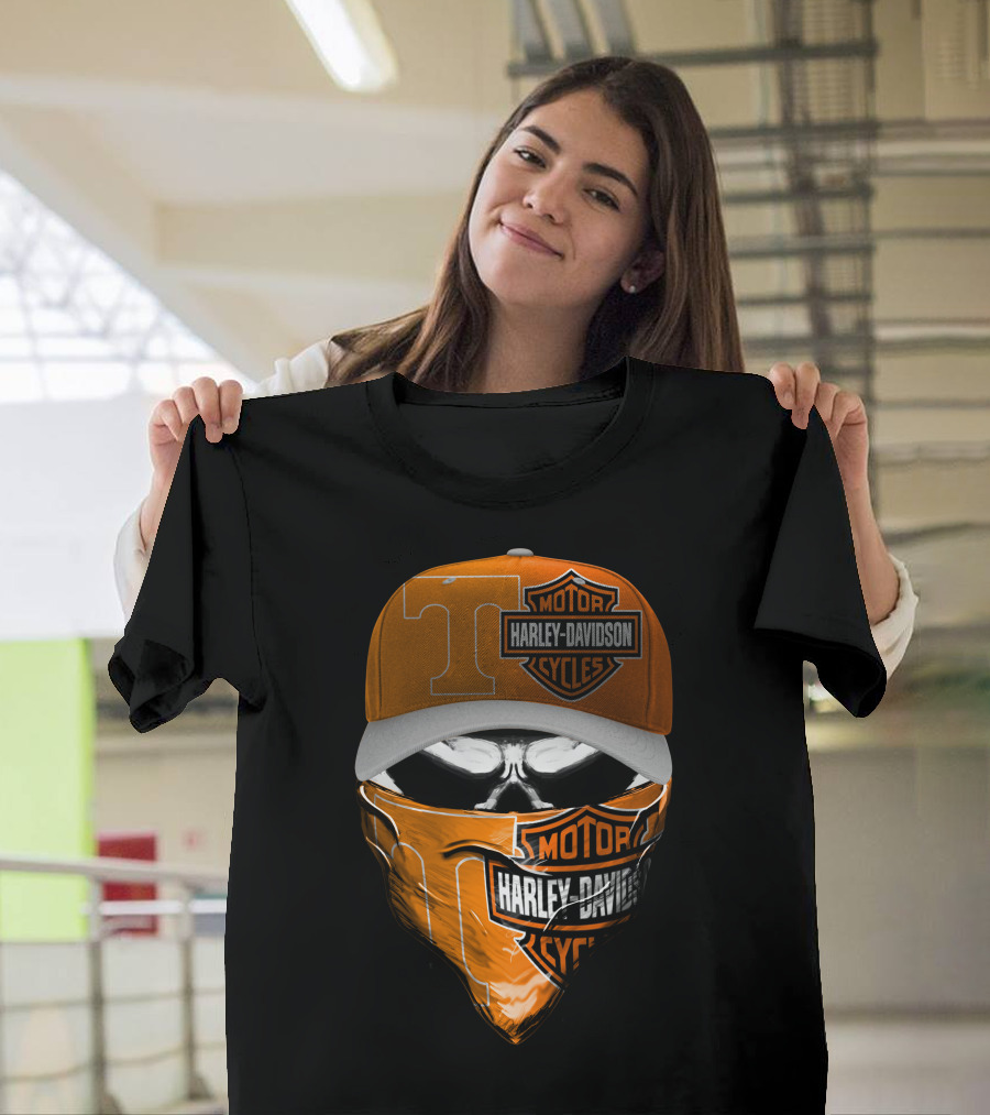 Harley Davidson Motorcycles Skull With Tennessee Volunteers Cap And Bandana T-Shirt