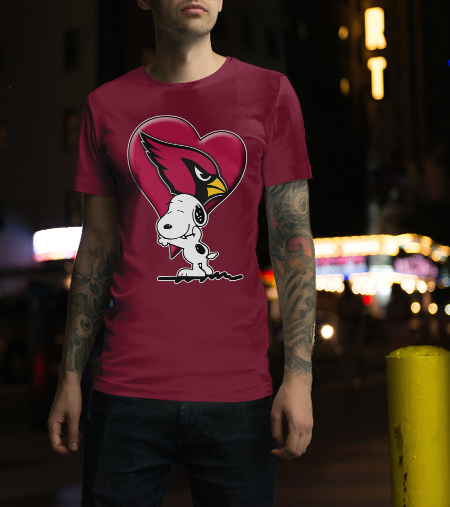 Snoopy Hugging Heart Arizona Cardinals T-Shirt