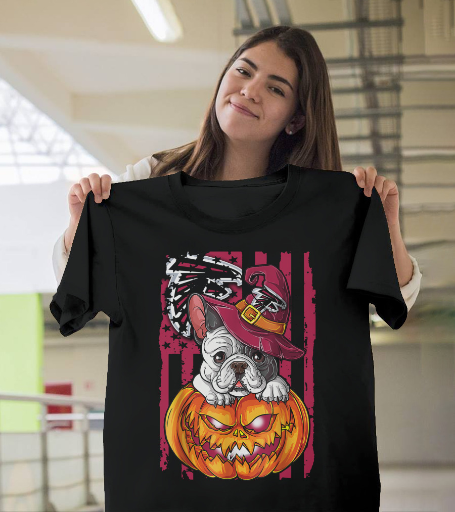Hlw Bulldog Pumpkin Witch Hat Atlanta Falcons T-Shirt