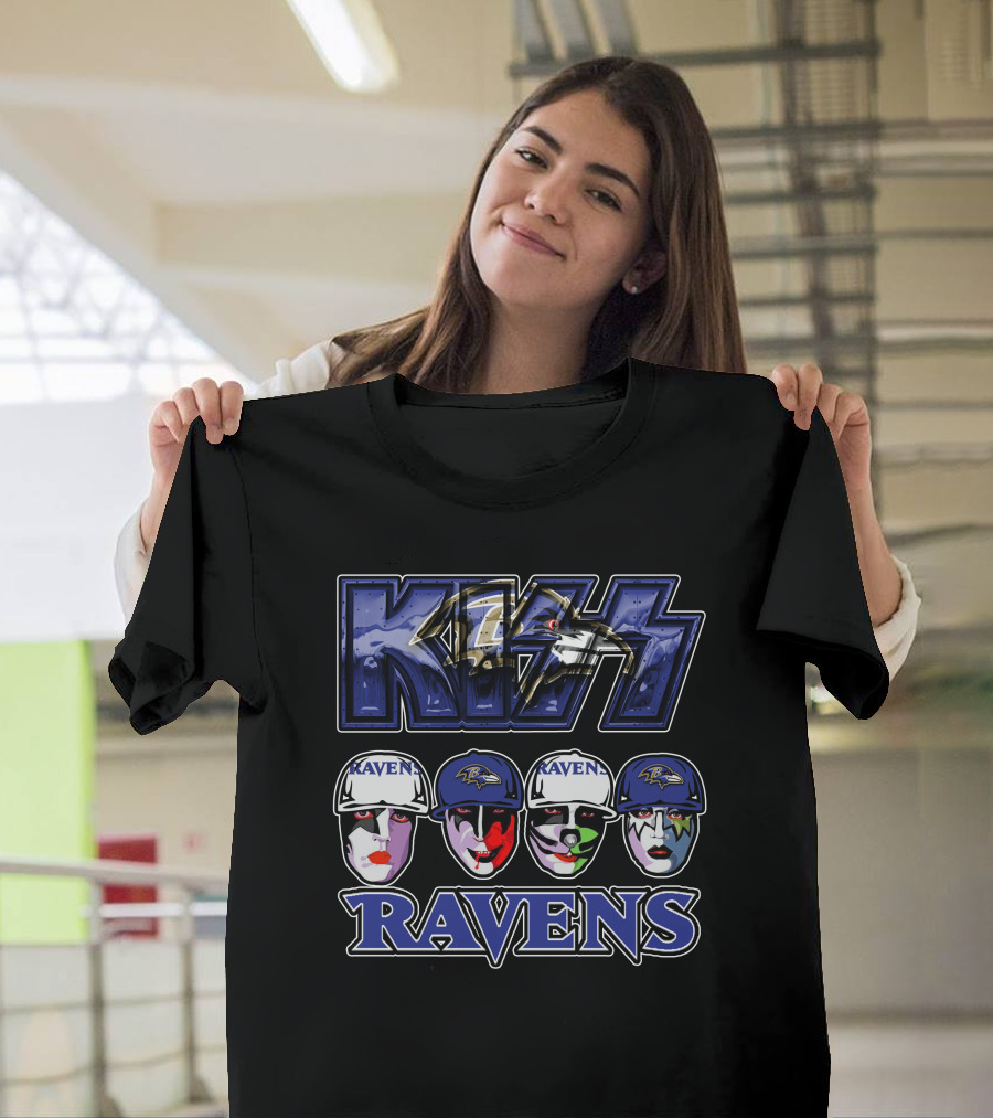 Kiss Baltimore Ravens Faces with Logo and Raven Helmets T-Shirt