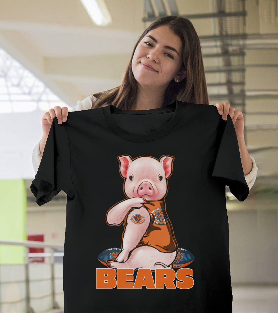 Pig BEARS Football T-Shirt