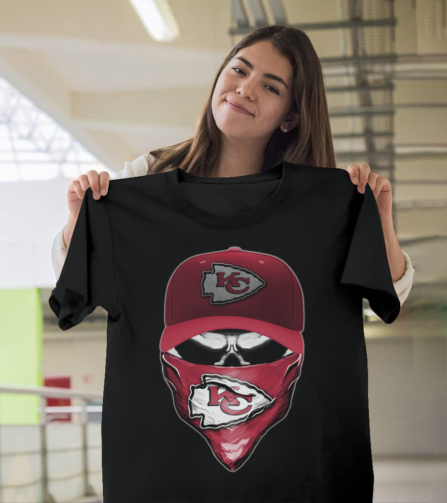 Skull with Kansas City Chiefs Cap and Bandana T-Shirt