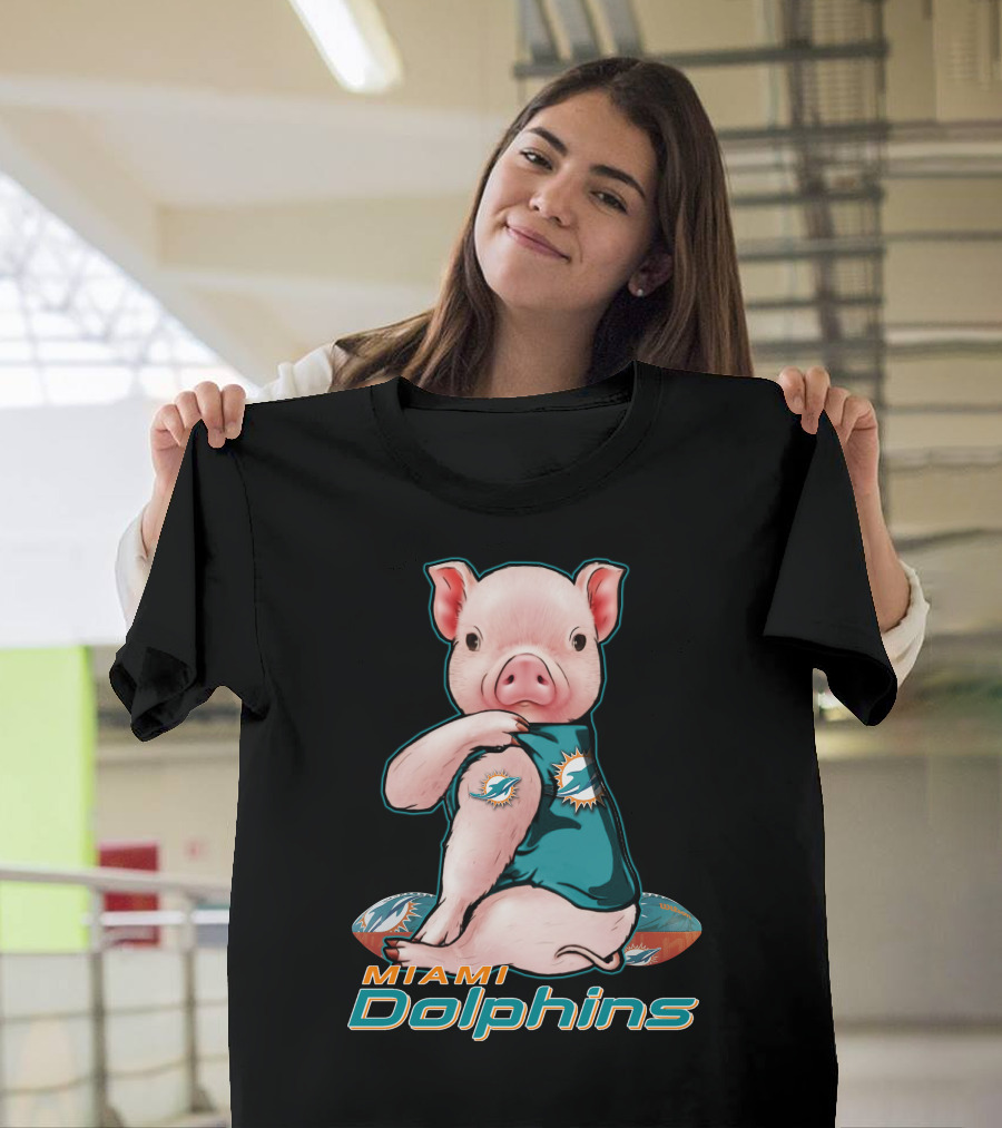 Miami Dolphins Pig Football Fan T-Shirt