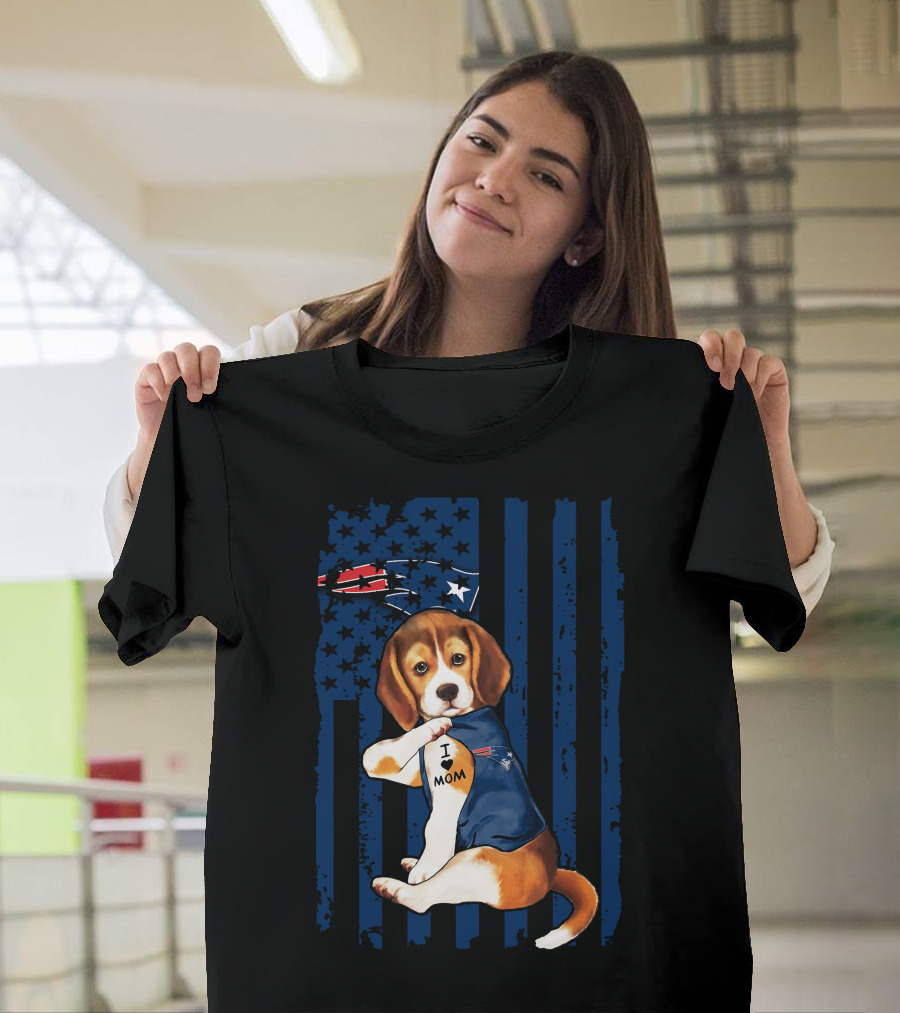 Patriotic Beagle Wearing New England Patriots Jersey I Love Mom T-Shirt