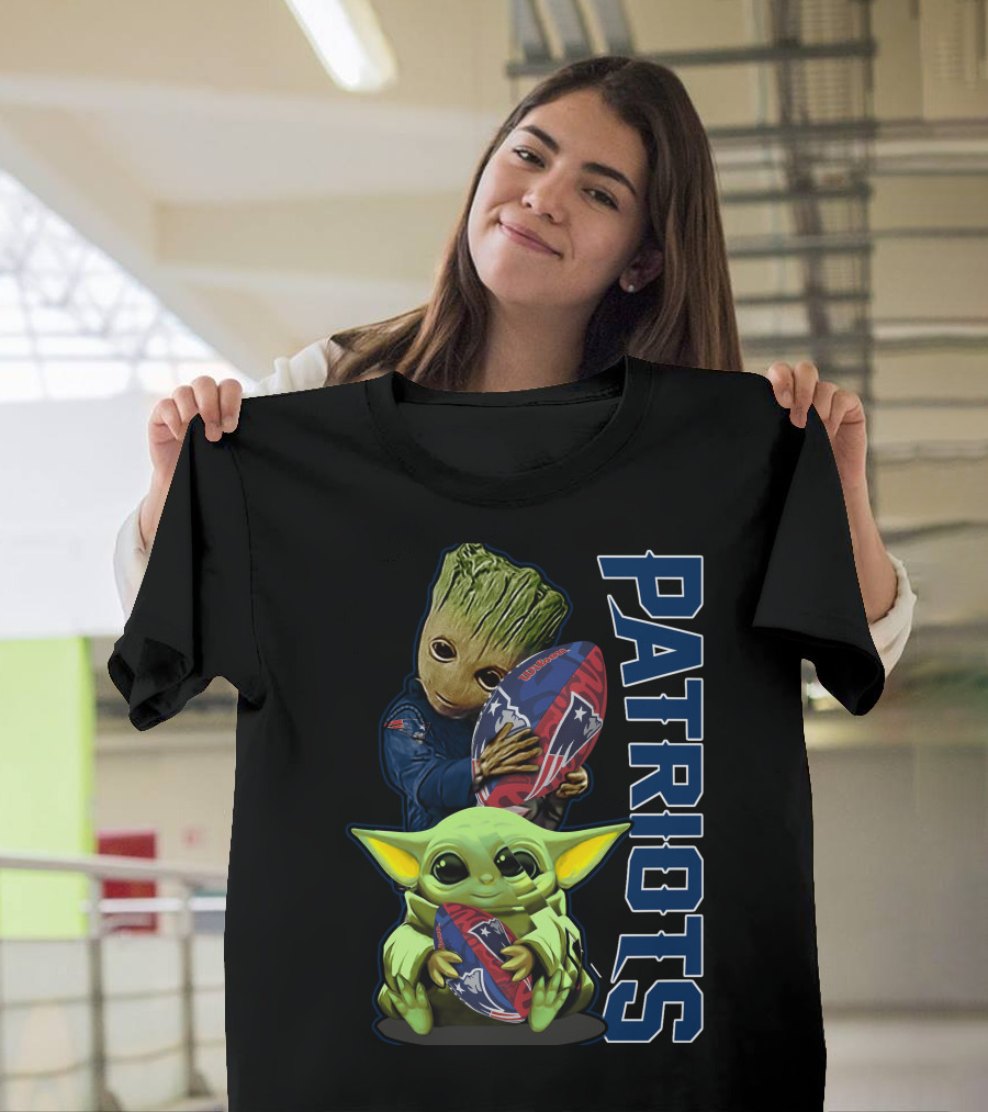 Grzd New England Patriots Baby Yoda and Groot Football Combo T-Shirt