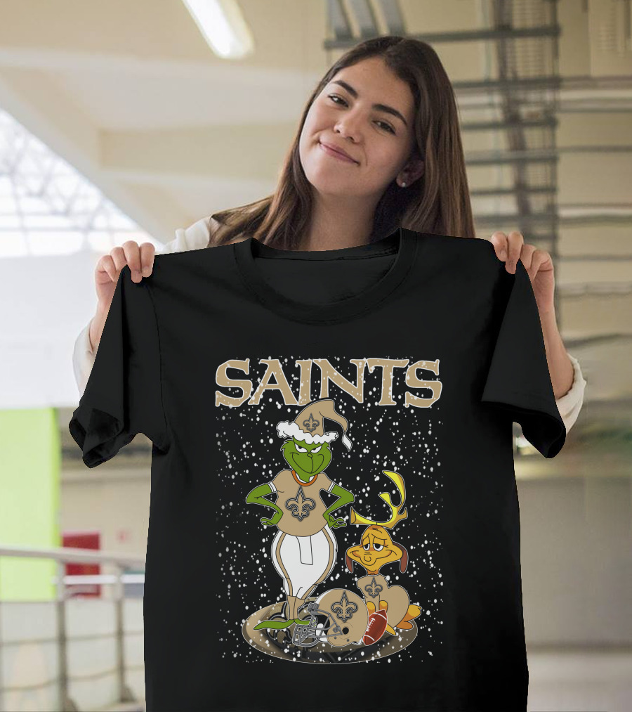 Grinchxmas New Orleans Saints Football Snowy Scene T-Shirt