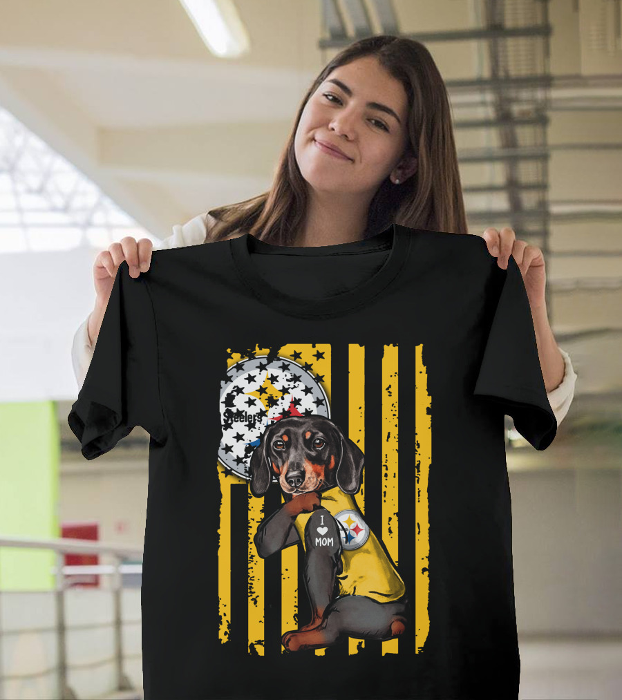 Dachshund Steelers I Love Mom Black And Yellow Football Fan T-Shirt