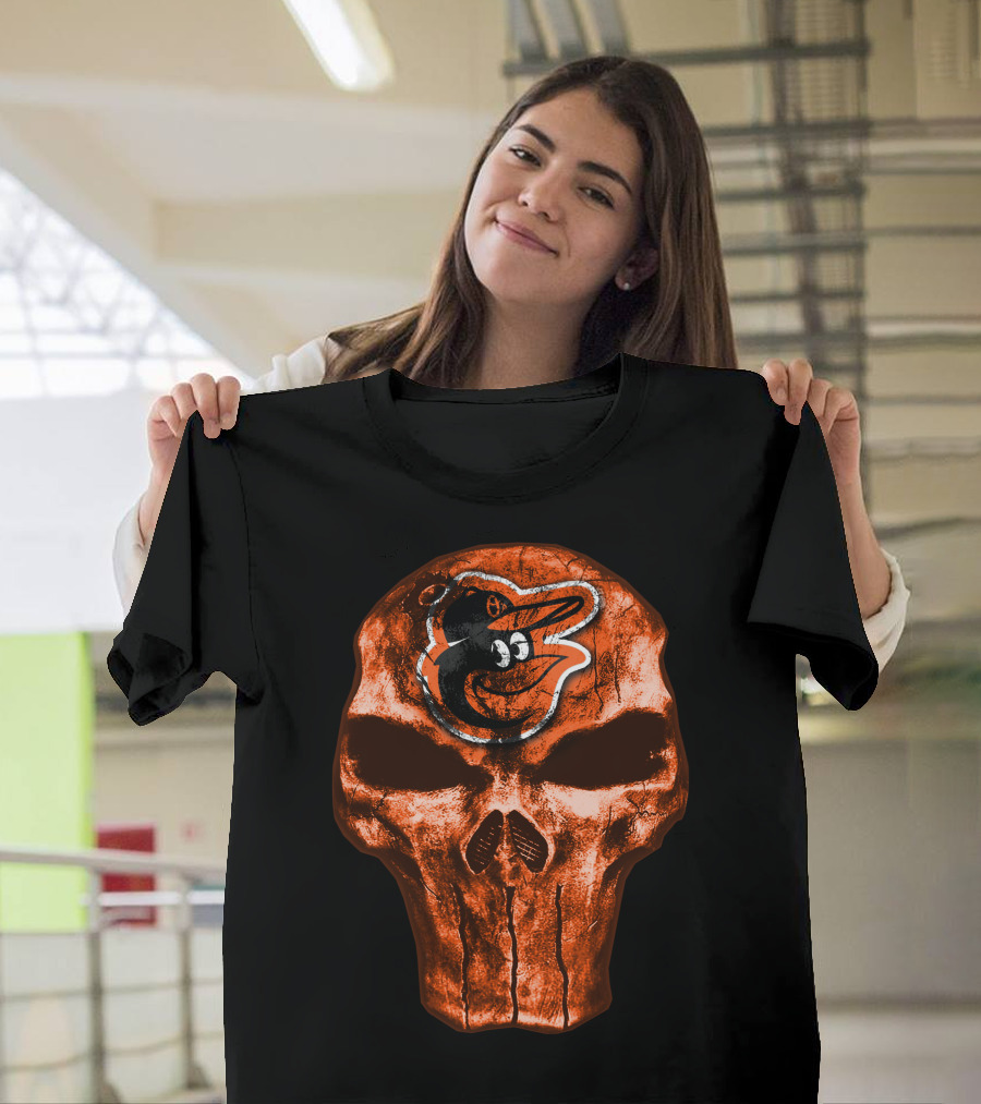 Skull V4 Baltimore Orioles Logo Grunge T-Shirt
